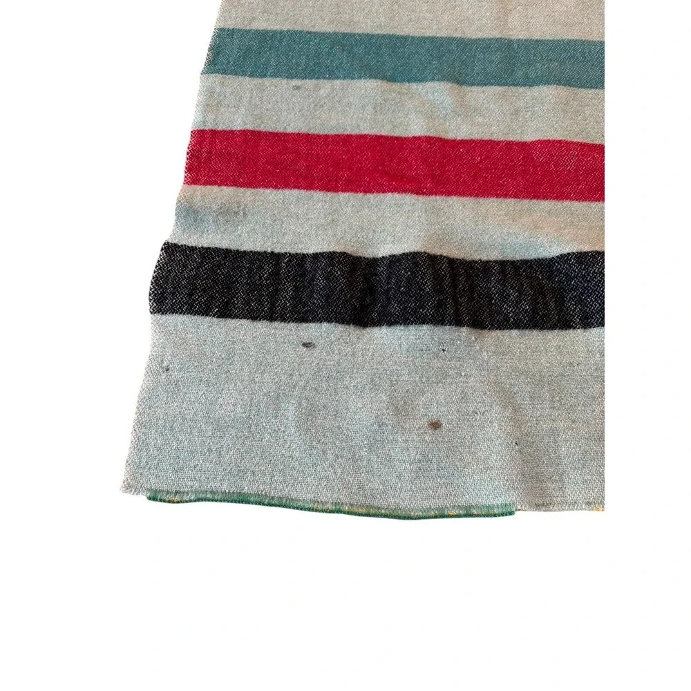 Vintage 4 Point Wool Blanket Reseda Green 83x102 HTF Color See Pictures